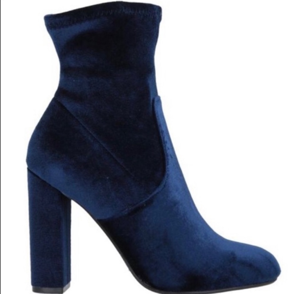 Steve Madden Navy Velvet Block Heel Booties